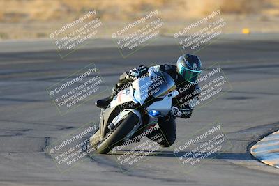 media/Oct-06-2024-Race Pace (Sun) [[d7d39ec7ad]]/1-Turn 10 (730am)/